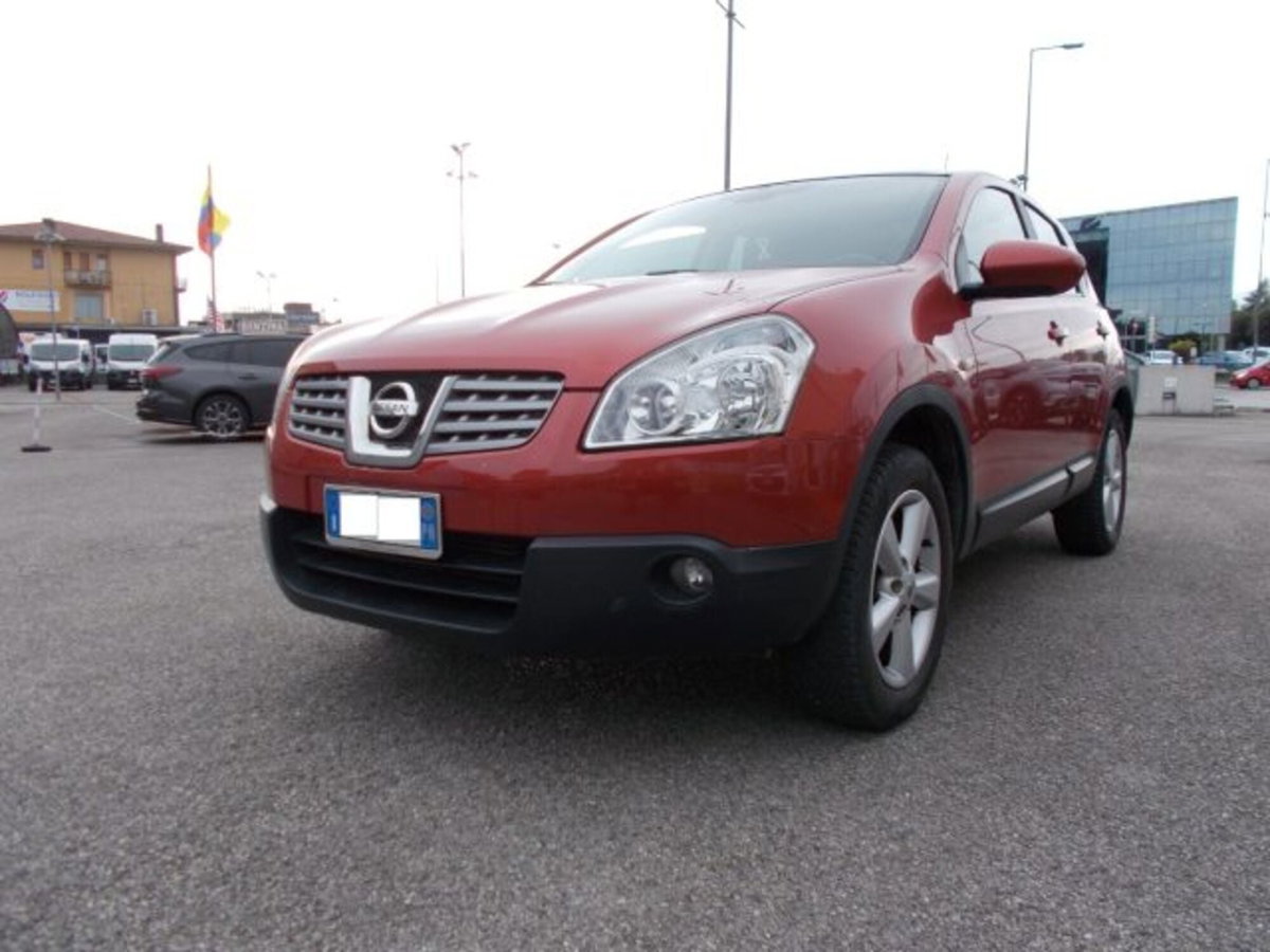 Nissan Qashqai 1.5 dCi Tekna (4)