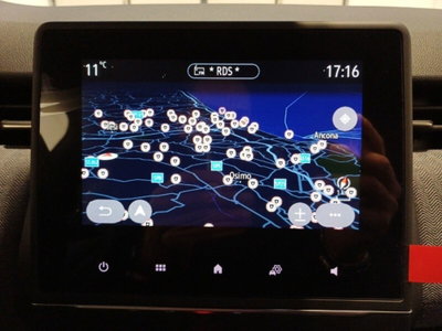 Renault Clio TCe 90 CV 5 porte Techno (16)