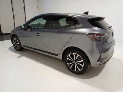 Renault Clio TCe 90 CV 5 porte Techno (4)