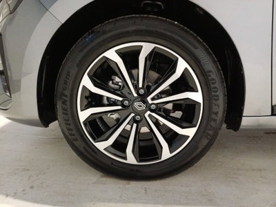 Renault Clio TCe 90 CV 5 porte Techno (7)