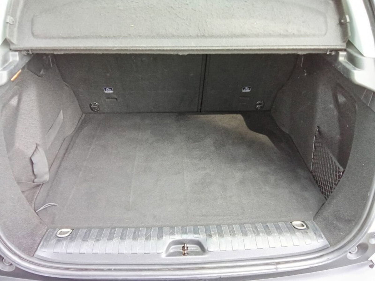 Peugeot 2008 BlueHDi 100 S&S Active (10)