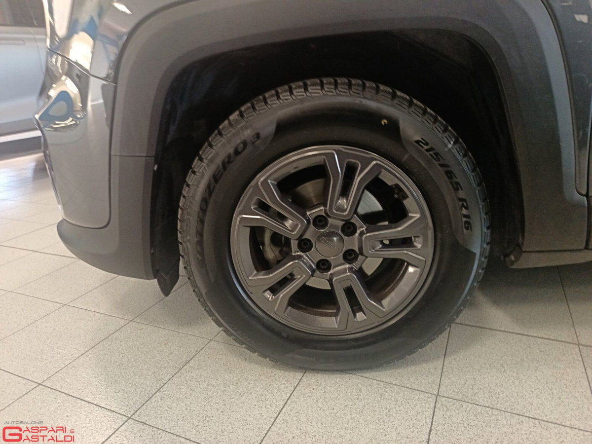 Jeep Renegade 1.6 Mjt 130 CV Business (19)