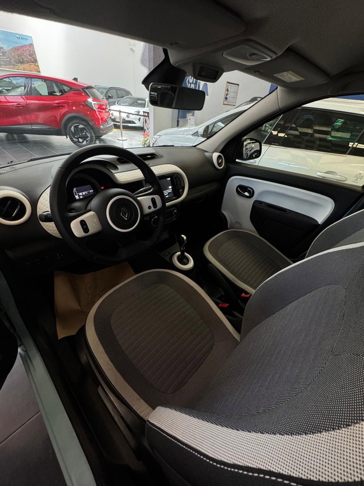 Renault Twingo Equilibre 22kWh (4)