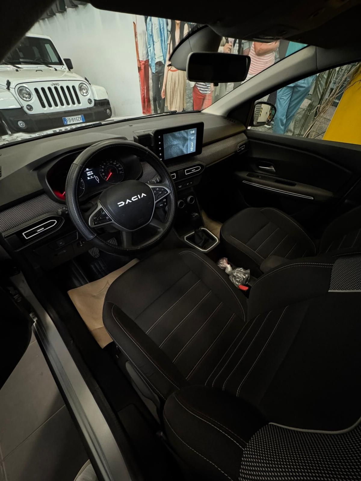Dacia Jogger Jogger 1.0 TCe GPL 100 CV 7 posti Extreme (6)