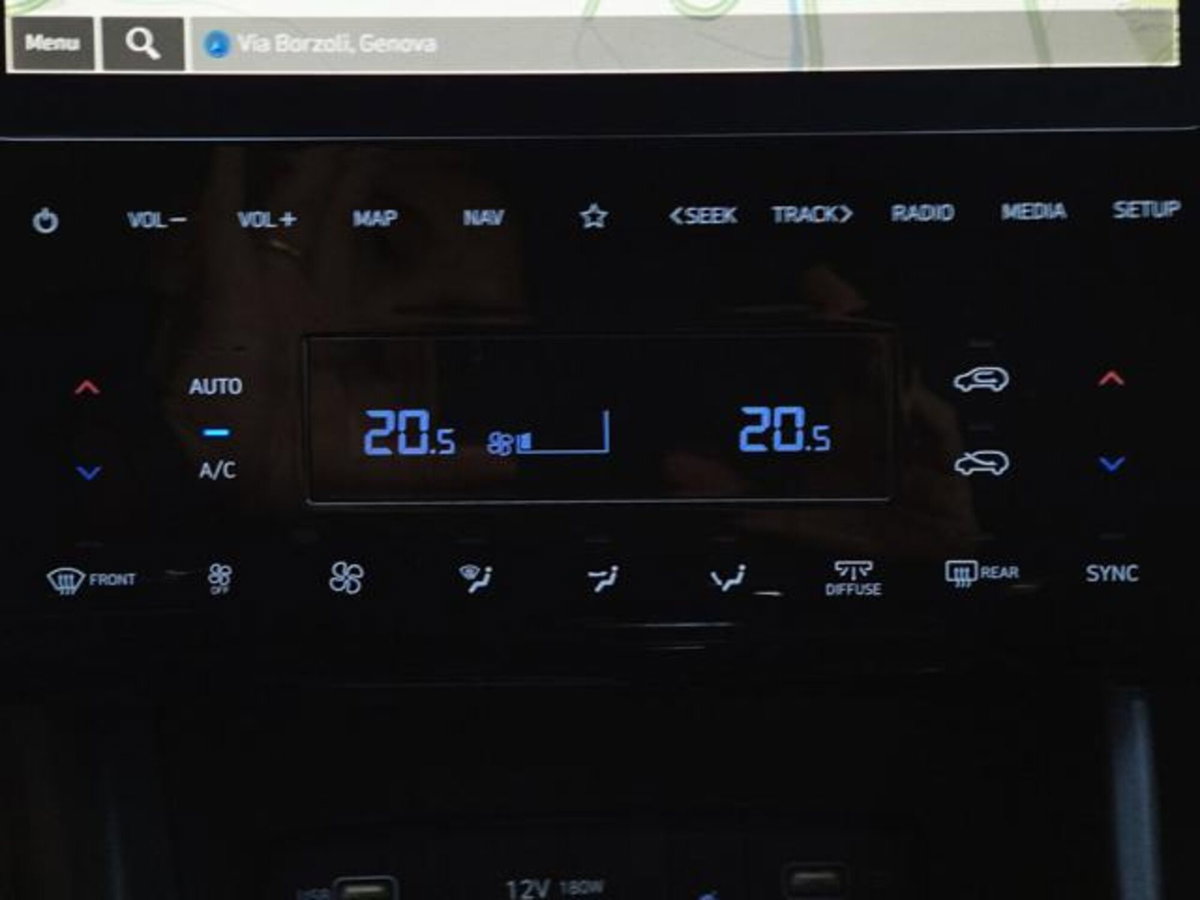 Hyundai Tucson 1.6 t-gdi 48V Xline 2wd dct (12)