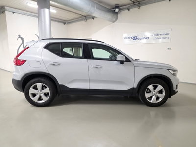 Volvo XC40 T3 Geartronic Momentum Core (4)