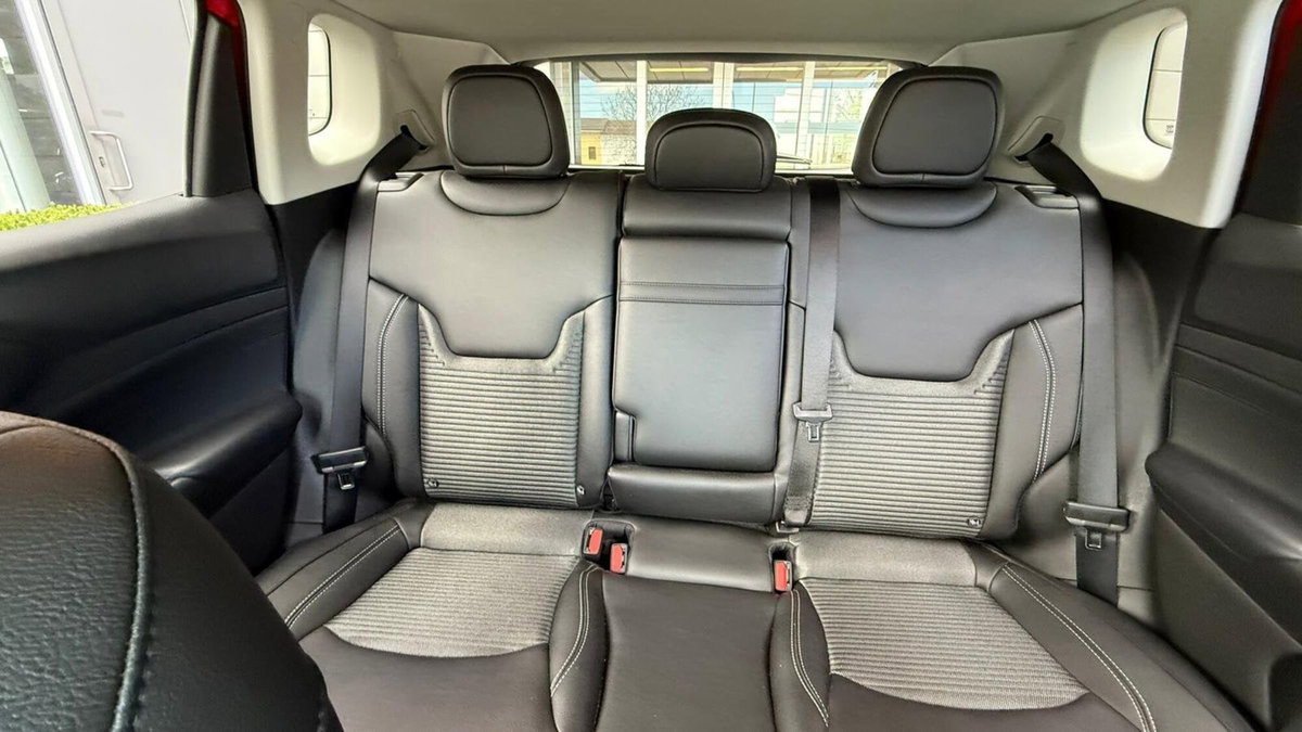 Jeep Compass 1.6 mjt Limited 2wd 130cv (15)
