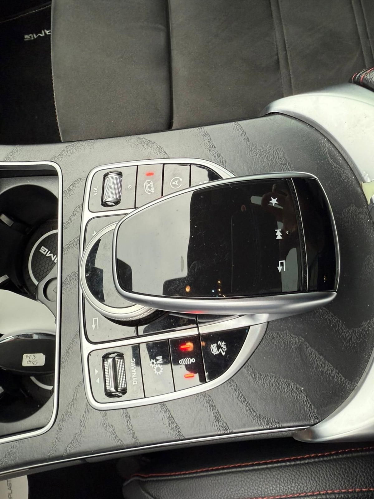 Mercedes-Benz Classe C Coupé 43 4Matic AMG Coupé (13)