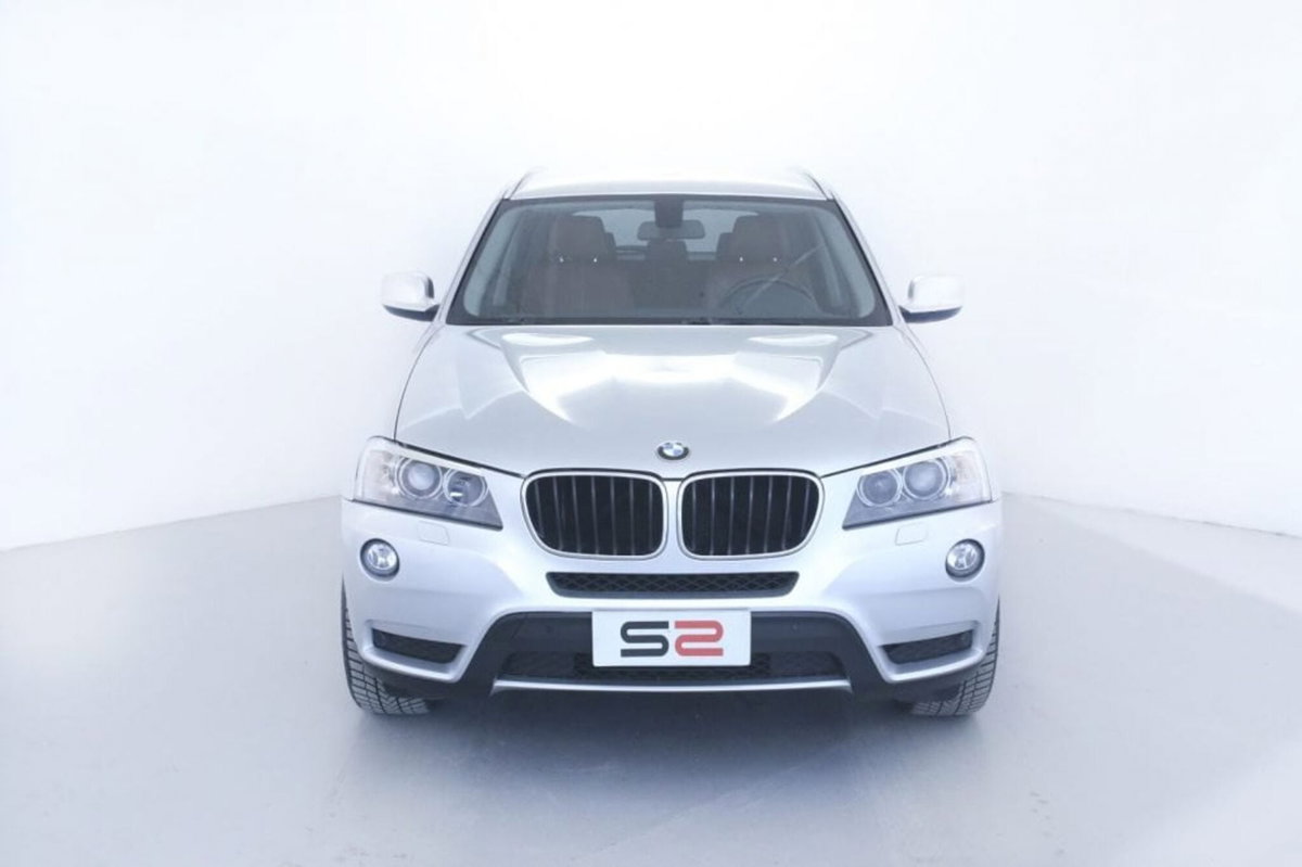 BMW X3 xDrive20d (2)