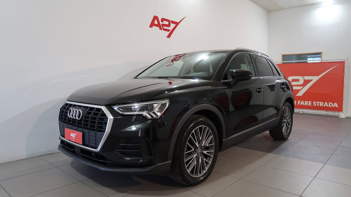 Audi Q3 35 2.0 tdi Business Advanced s-tronic