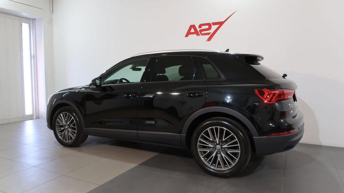 Audi Q3 35 2.0 tdi Business Advanced s-tronic (18)