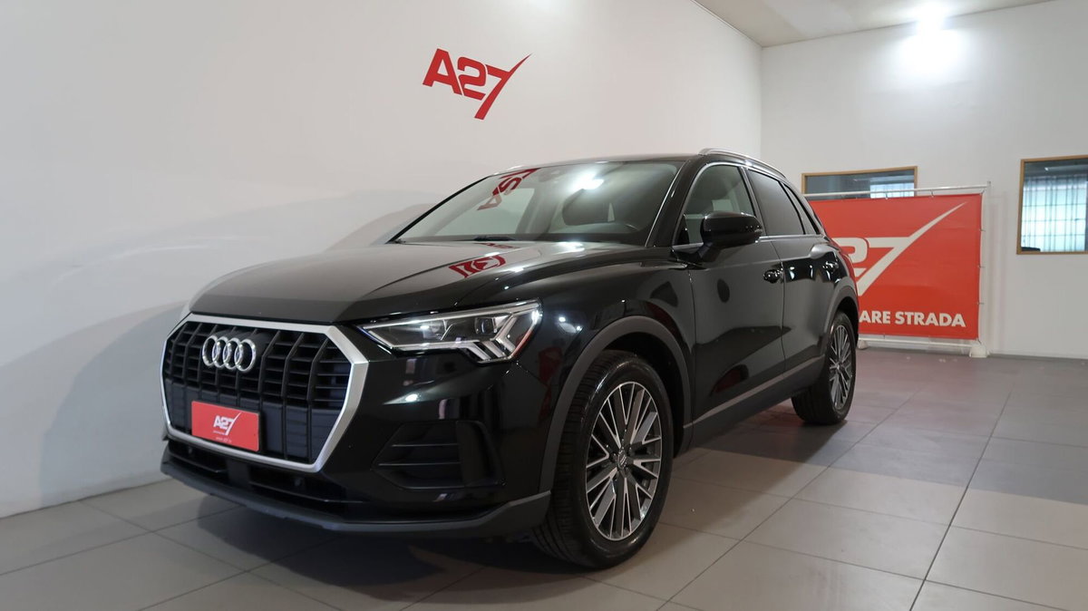 Audi Q3 35 2.0 tdi Business Advanced s-tronic (20)