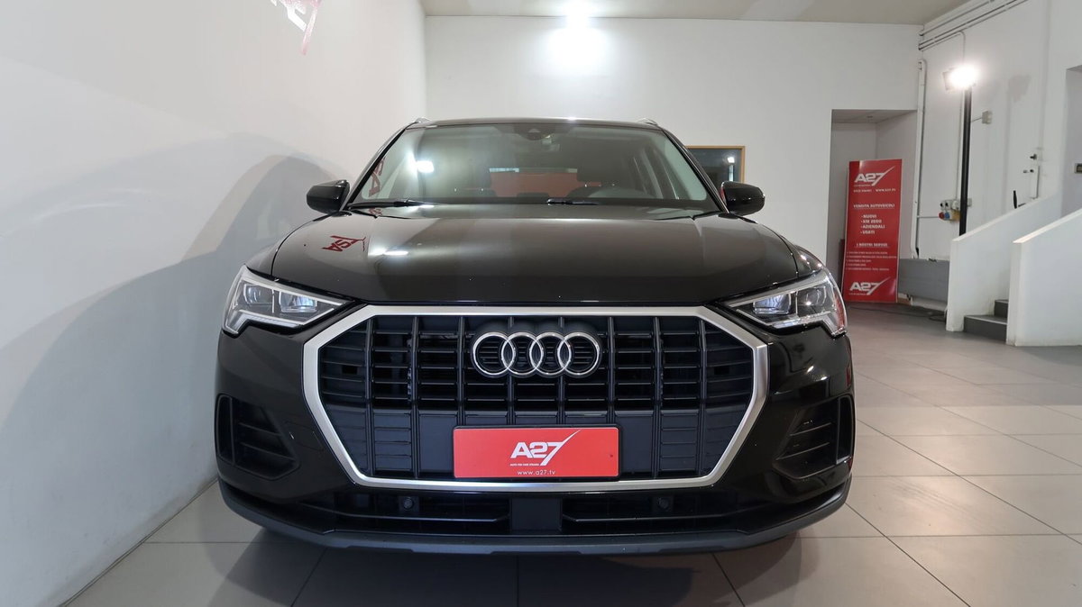 Audi Q3 35 2.0 tdi Business Advanced s-tronic (6)
