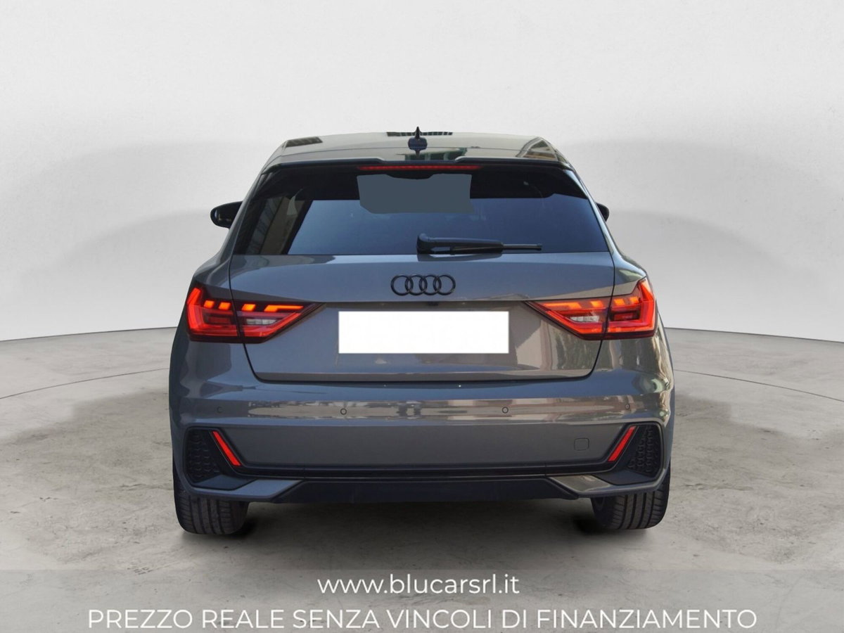 Audi A1 Sportback 30 1.0 tfsi S Line Edition 116cv s-tronic (4)