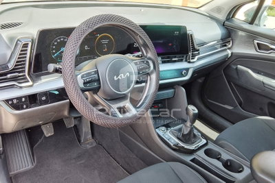 Kia Sportage 1.6 TGDi MHEV Business (9)