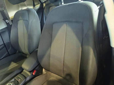 Audi Q2 30 2.0 tdi Business (4)
