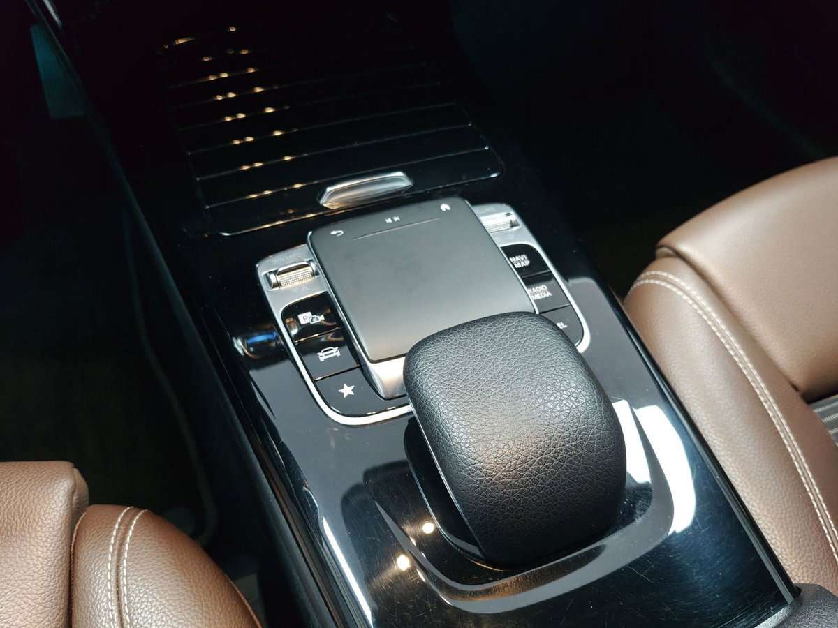 Mercedes-Benz Classe A 180 d Automatic Sport (11)