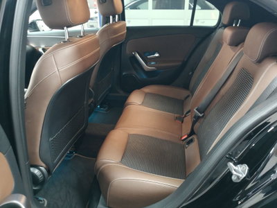 Mercedes-Benz Classe A 180 d Automatic Sport (6)