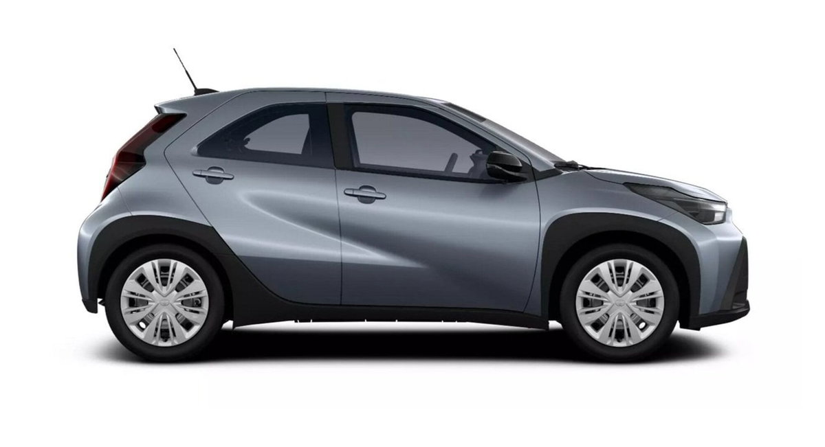 Toyota Aygo X 1.5 hybrid e-cvt (2)