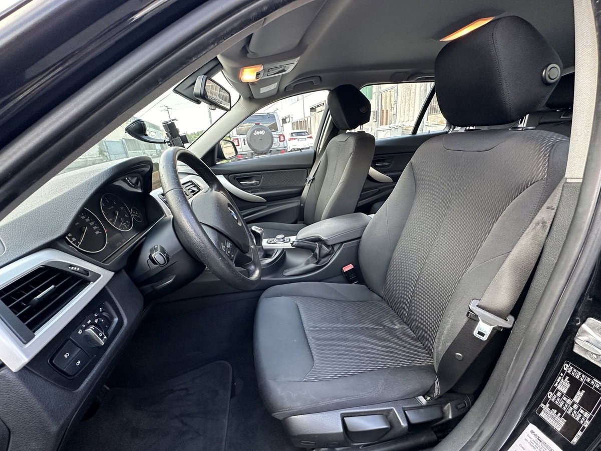 BMW Serie 3 318d Business Advantage (11)