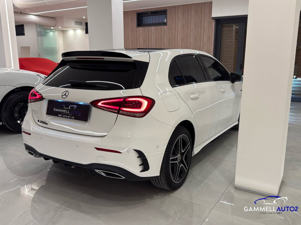 Mercedes-Benz Classe A 250 e Automatic EQ-Power Premium (10)