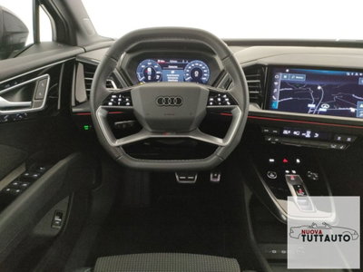 Audi Q4 Q4 45 e-tron quattro Business Advanced (14)