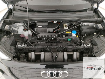 Audi Q4 Q4 45 e-tron quattro Business Advanced (5)