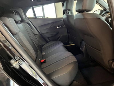 Peugeot 2008 PureTech 100 S&S Allure (15)