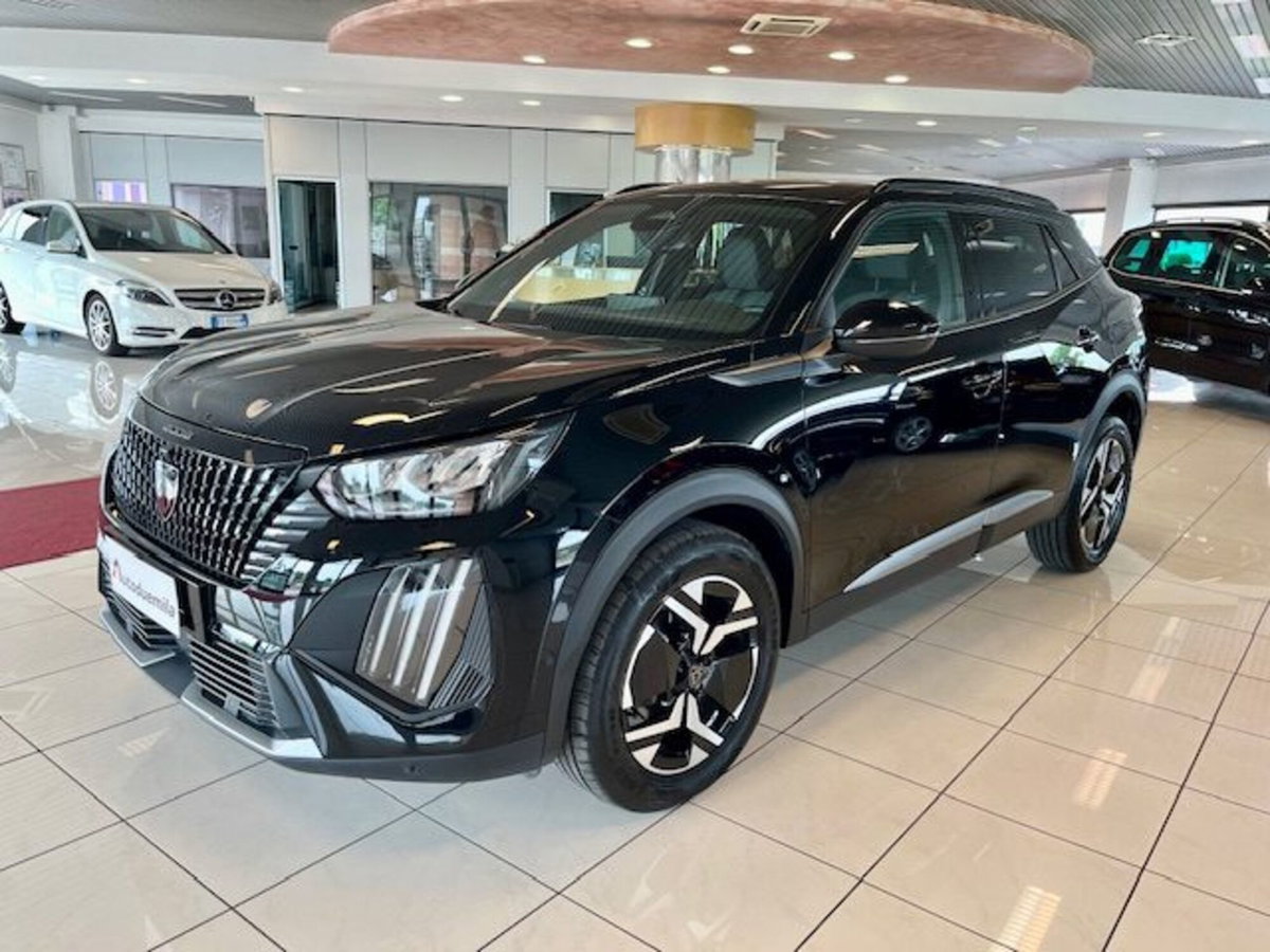 Peugeot 2008 PureTech 100 S&S Allure (3)