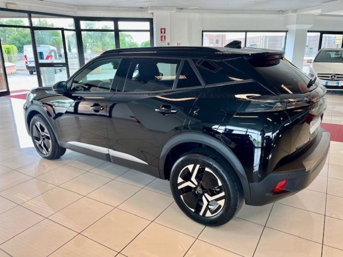Peugeot 2008 PureTech 100 S&S Allure (6)
