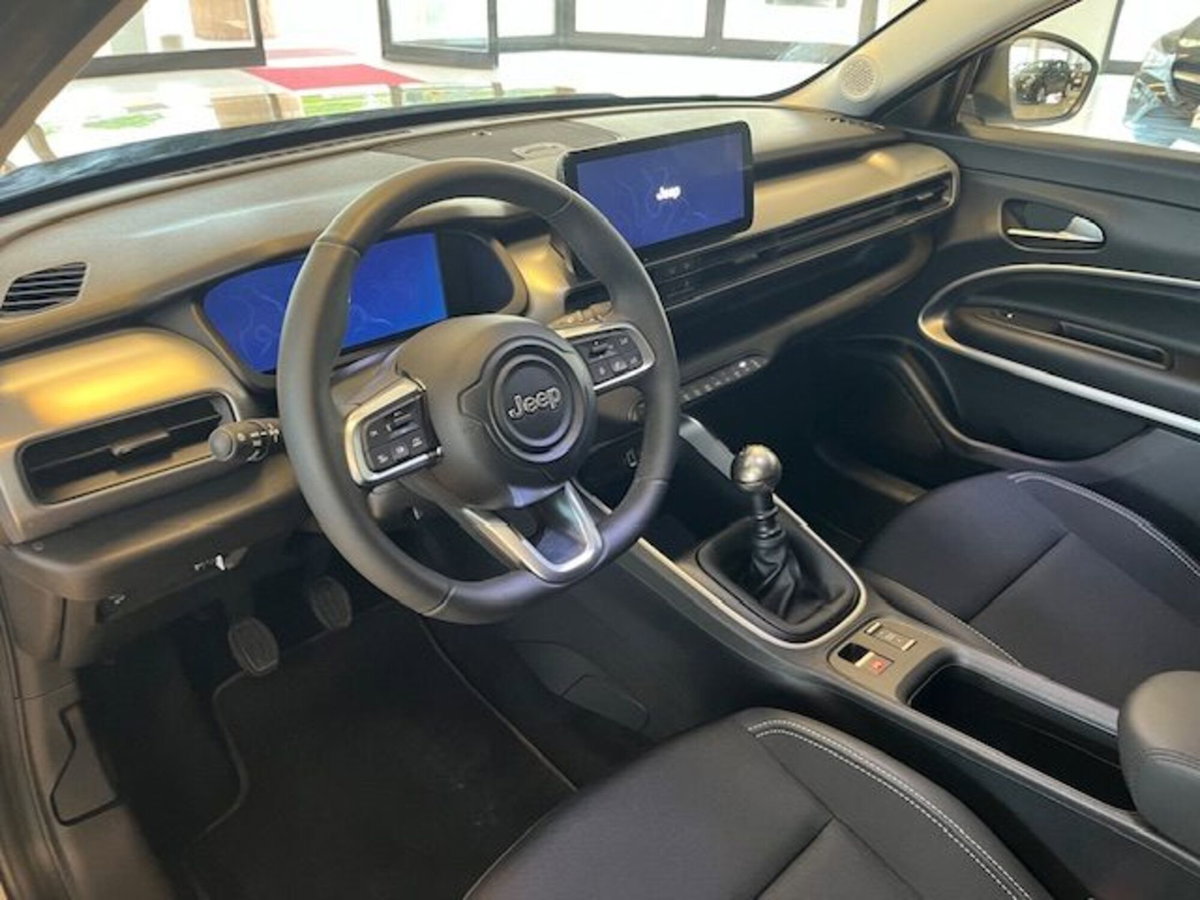 Jeep Avenger 1.2 turbo Summit fwd 100cv (9)