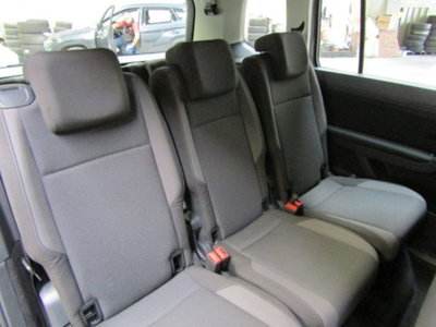 Volkswagen Touran 1.6 TDI 115 CV SCR Trendline BlueMotion Technology (16)