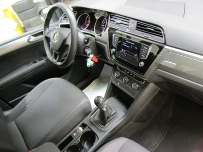Volkswagen Touran 1.6 TDI 115 CV SCR Trendline BlueMotion Technology (18)