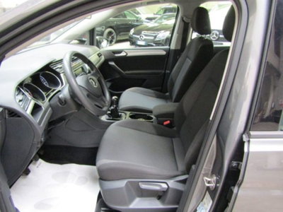 Volkswagen Touran 1.6 TDI 115 CV SCR Trendline BlueMotion Technology (8)