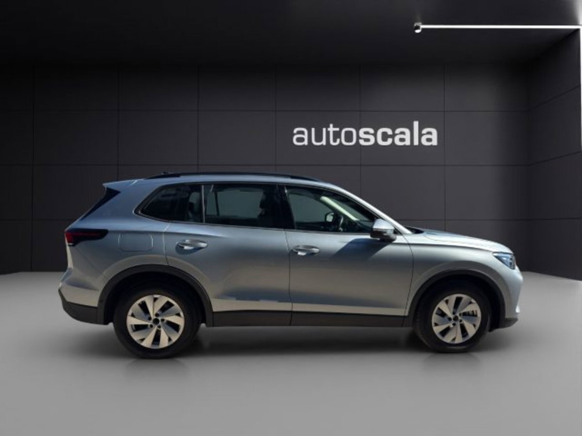 Volkswagen Tiguan Allspace 2.0 tdi Life 150cv dsg (6)