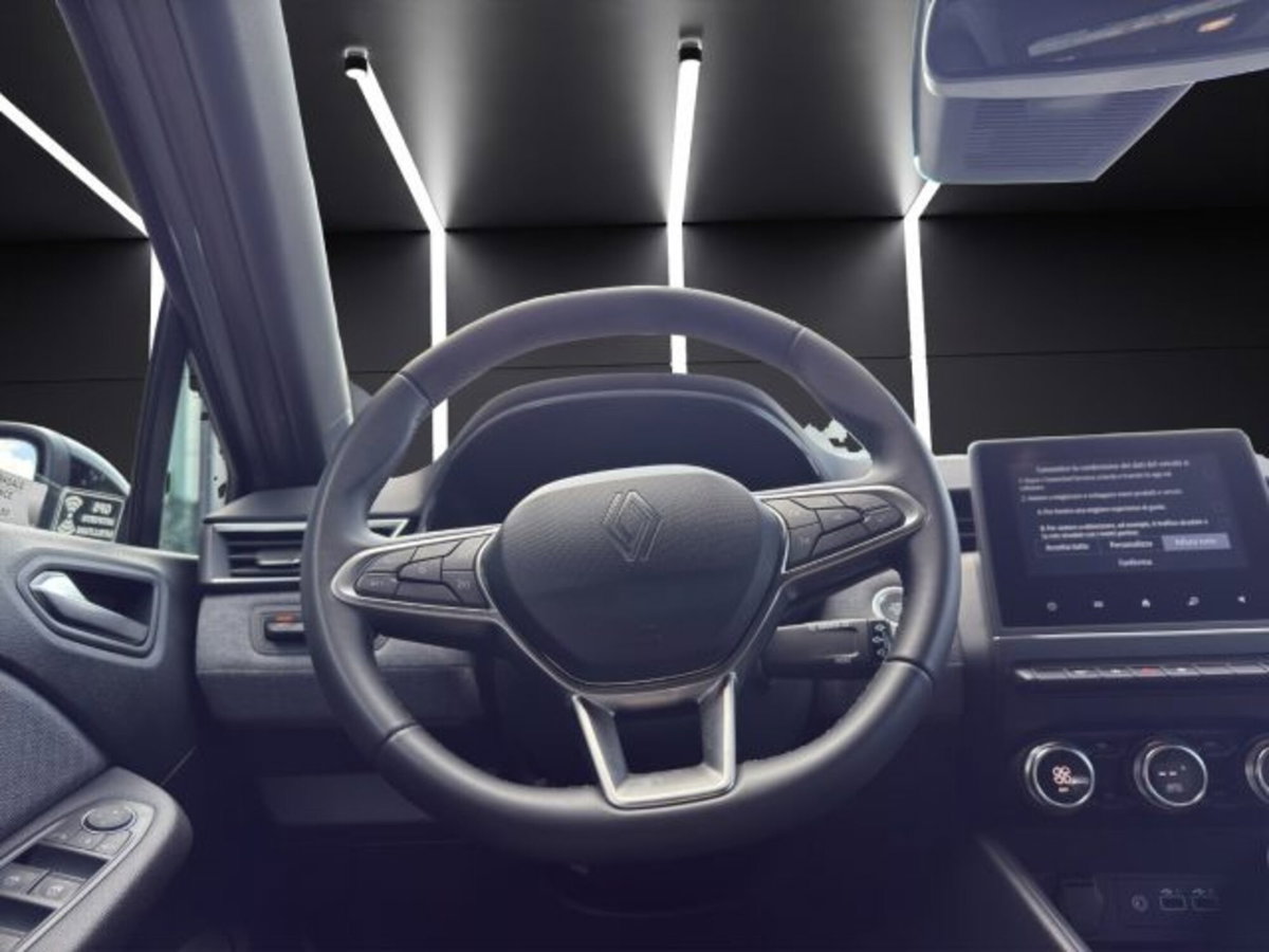 Renault Clio 1.0 tce Techno Gpl 100cv (10)
