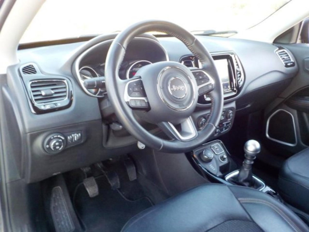 Jeep Compass 2.0 Multijet II 4WD Longitude (17)