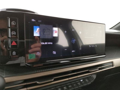 Lancia Ypsilon 1.2 mhev 110cv e-dct (9)