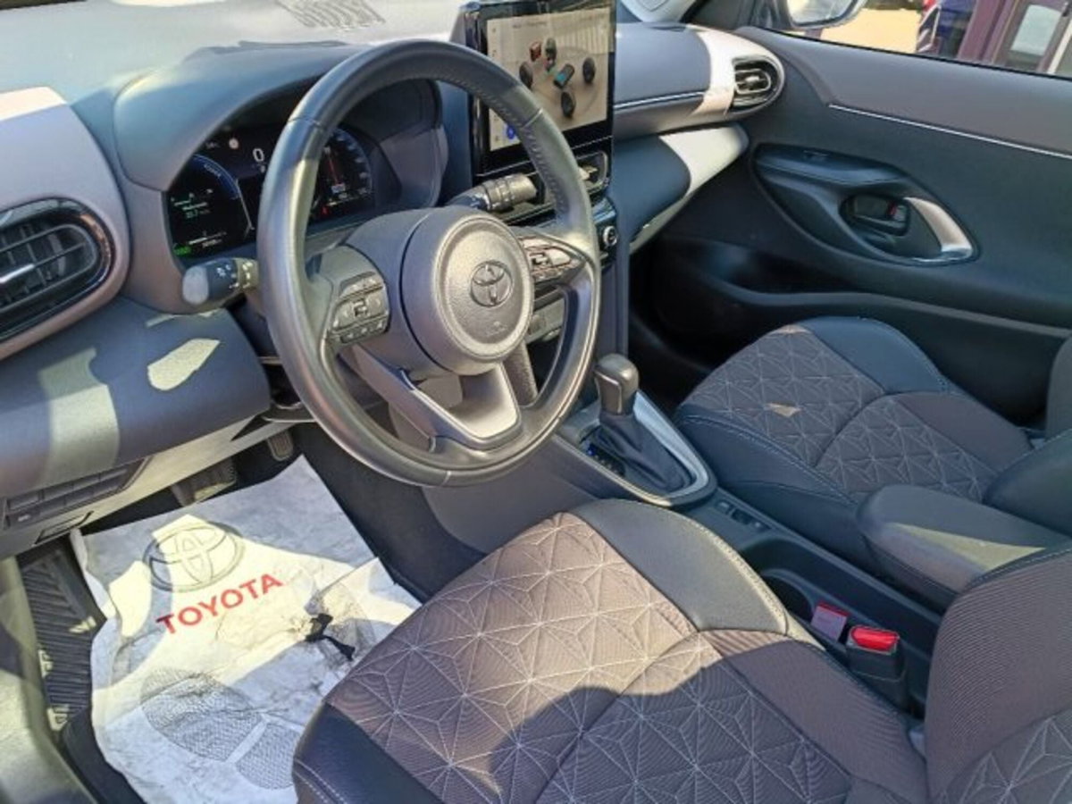 Toyota Yaris Cross 1.5 Hybrid 5p. E-CVT Lounge (10)