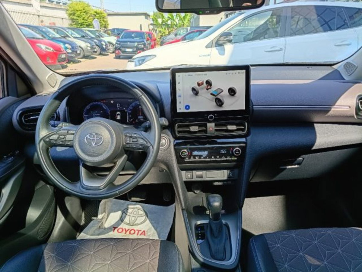 Toyota Yaris Cross 1.5 Hybrid 5p. E-CVT Lounge (11)