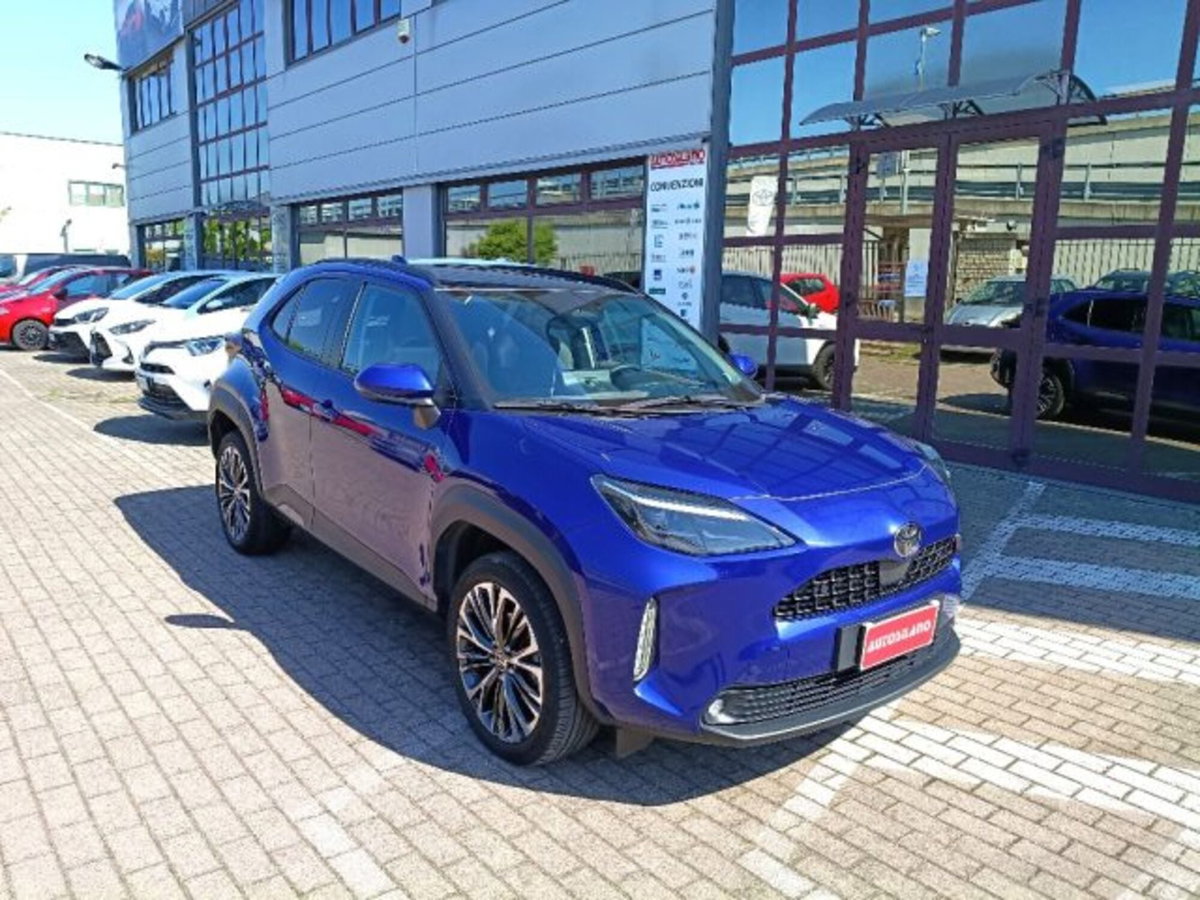 Toyota Yaris Cross 1.5 Hybrid 5p. E-CVT Lounge (3)