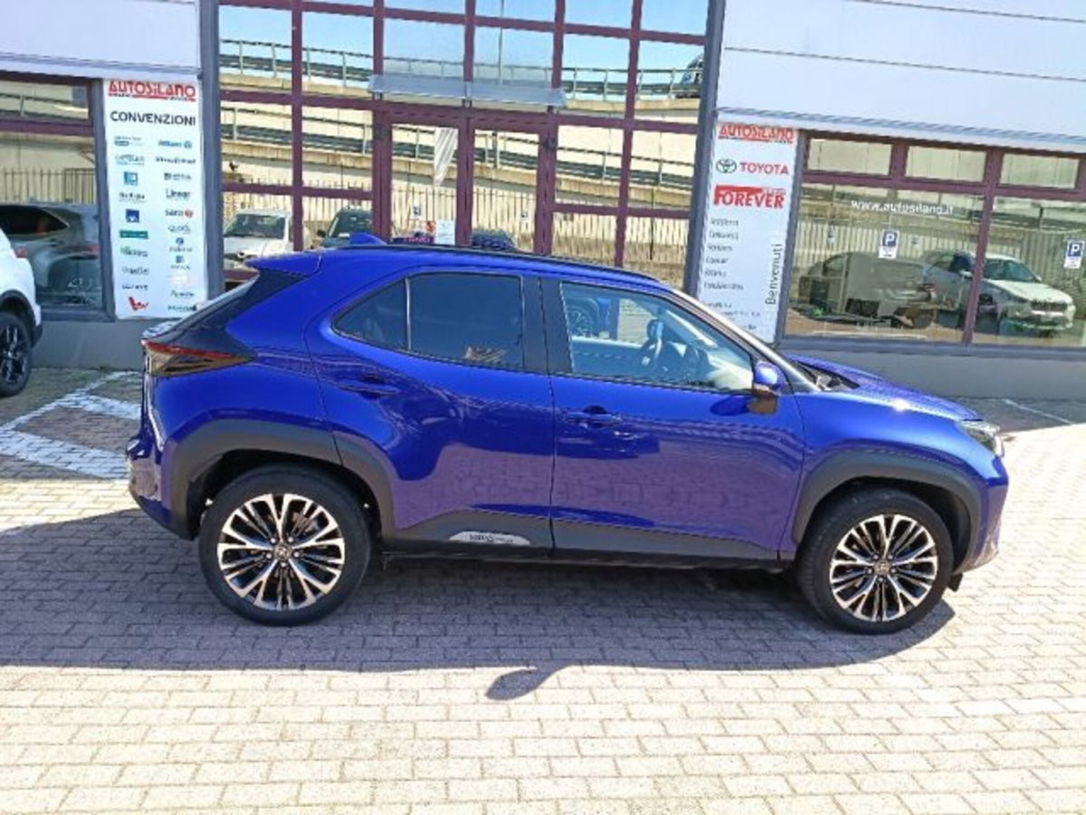 Toyota Yaris Cross 1.5 Hybrid 5p. E-CVT Lounge (4)