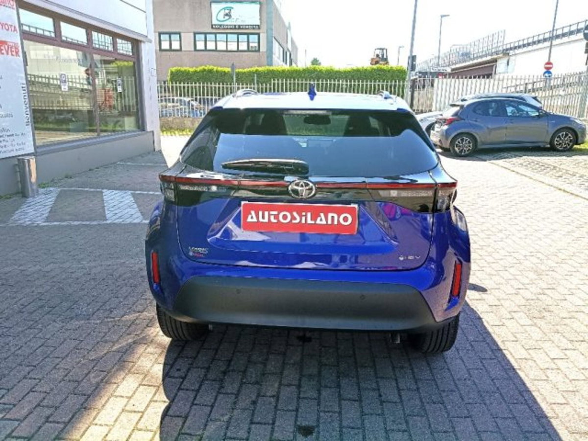 Toyota Yaris Cross 1.5 Hybrid 5p. E-CVT Lounge (6)