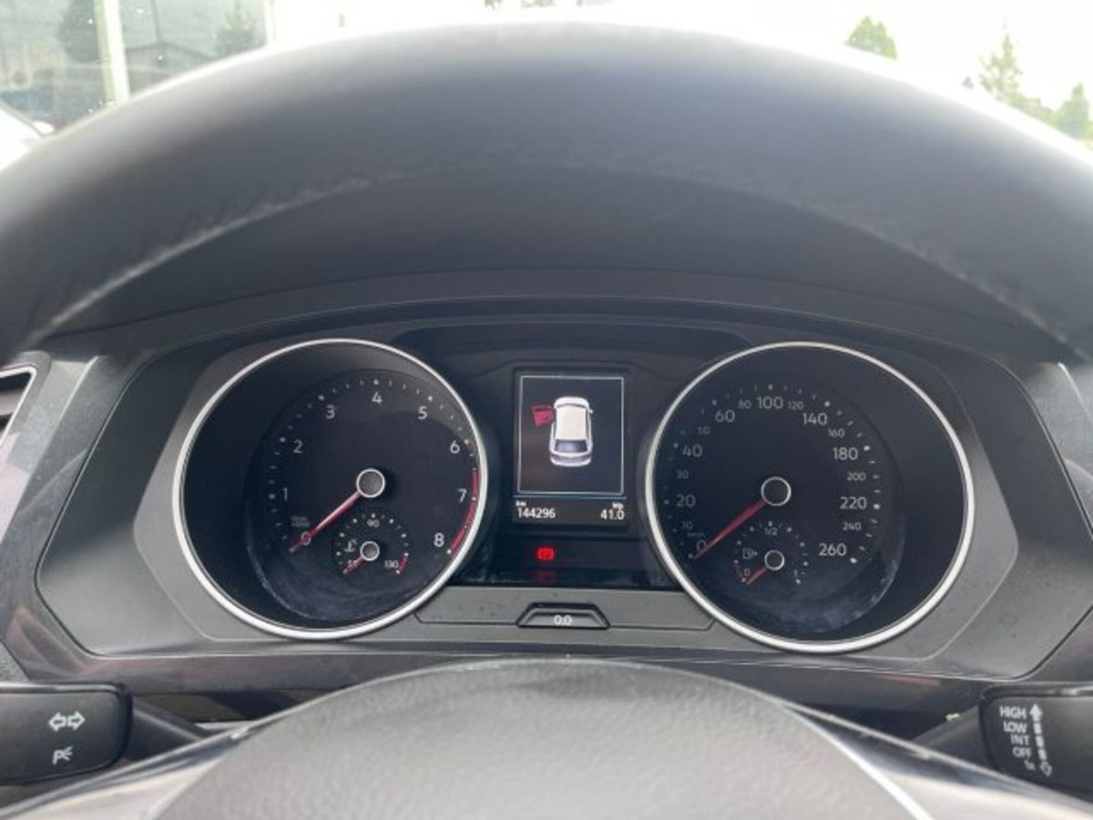 Volkswagen Tiguan 1.4 TSI Business BlueMotion Technology (8)