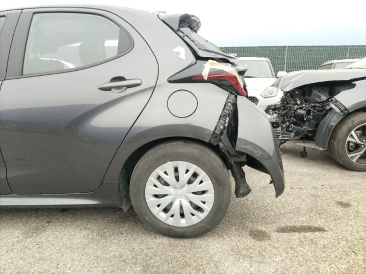 Toyota Yaris Cross 1.5 Hybrid 5p. E-CVT Premiere (10)