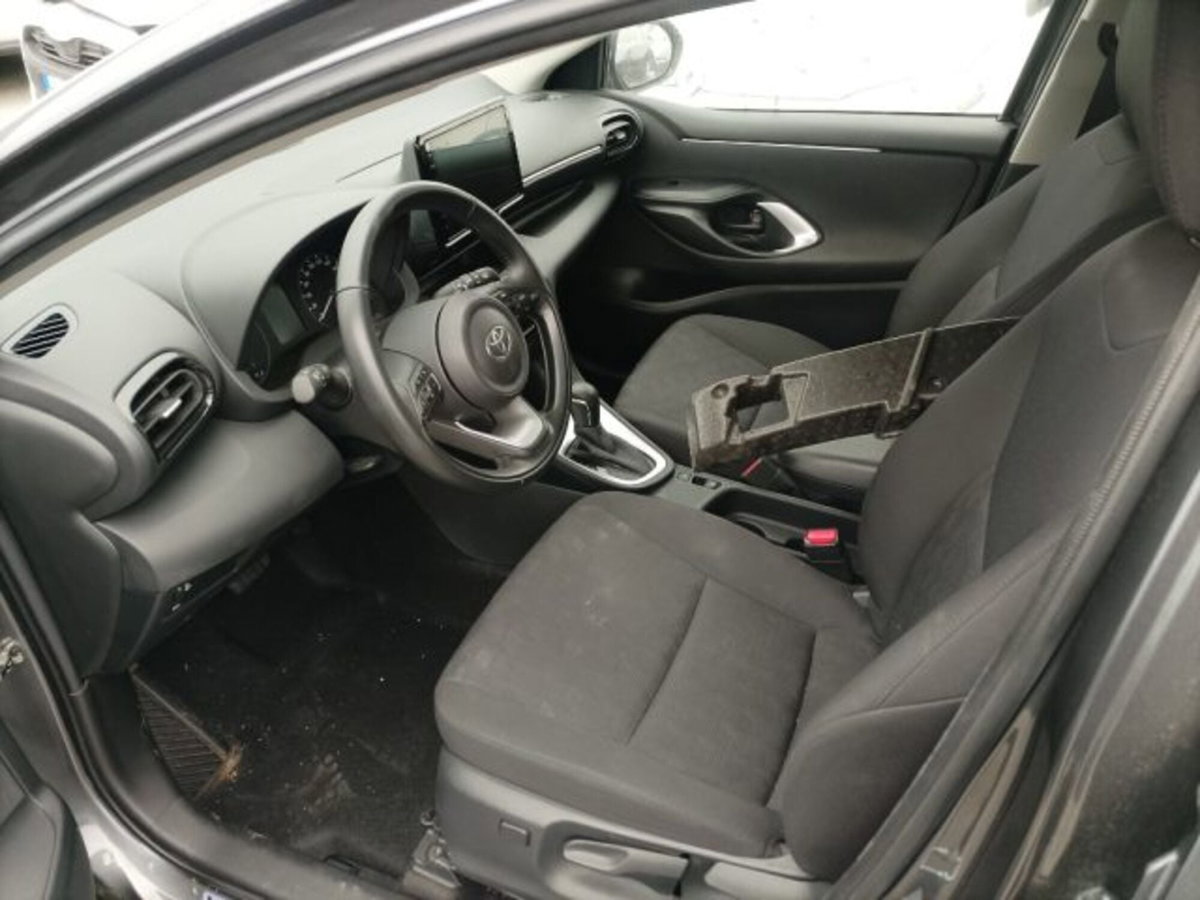 Toyota Yaris Cross 1.5 Hybrid 5p. E-CVT Premiere (14)