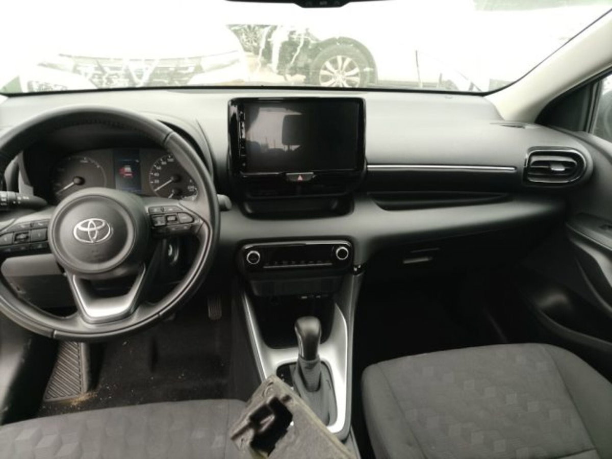 Toyota Yaris Cross 1.5 Hybrid 5p. E-CVT Premiere (18)