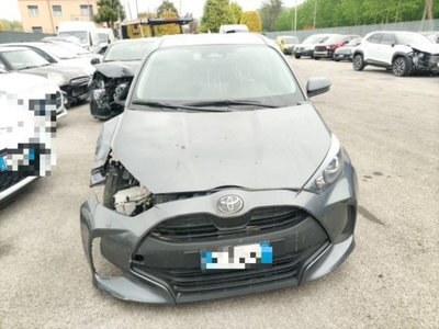 Toyota Yaris 1.5 Hybrid 5 porte Energy (2)