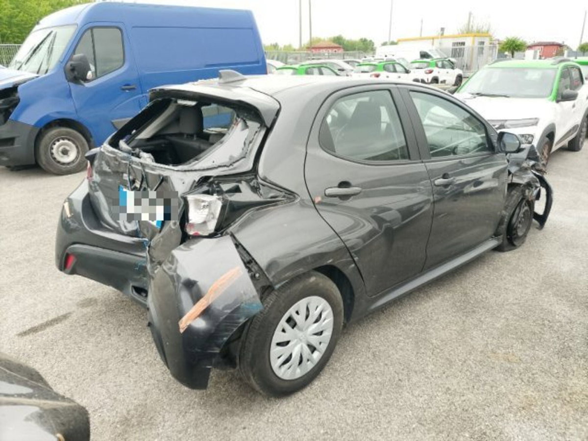 Toyota Yaris Cross 1.5 Hybrid 5p. E-CVT Premiere (6)