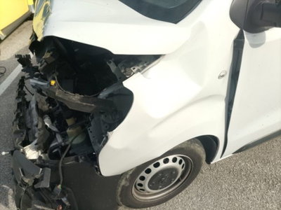 Toyota Proace 1.5d 120cv S&S 10q L1 D Comfort (2)